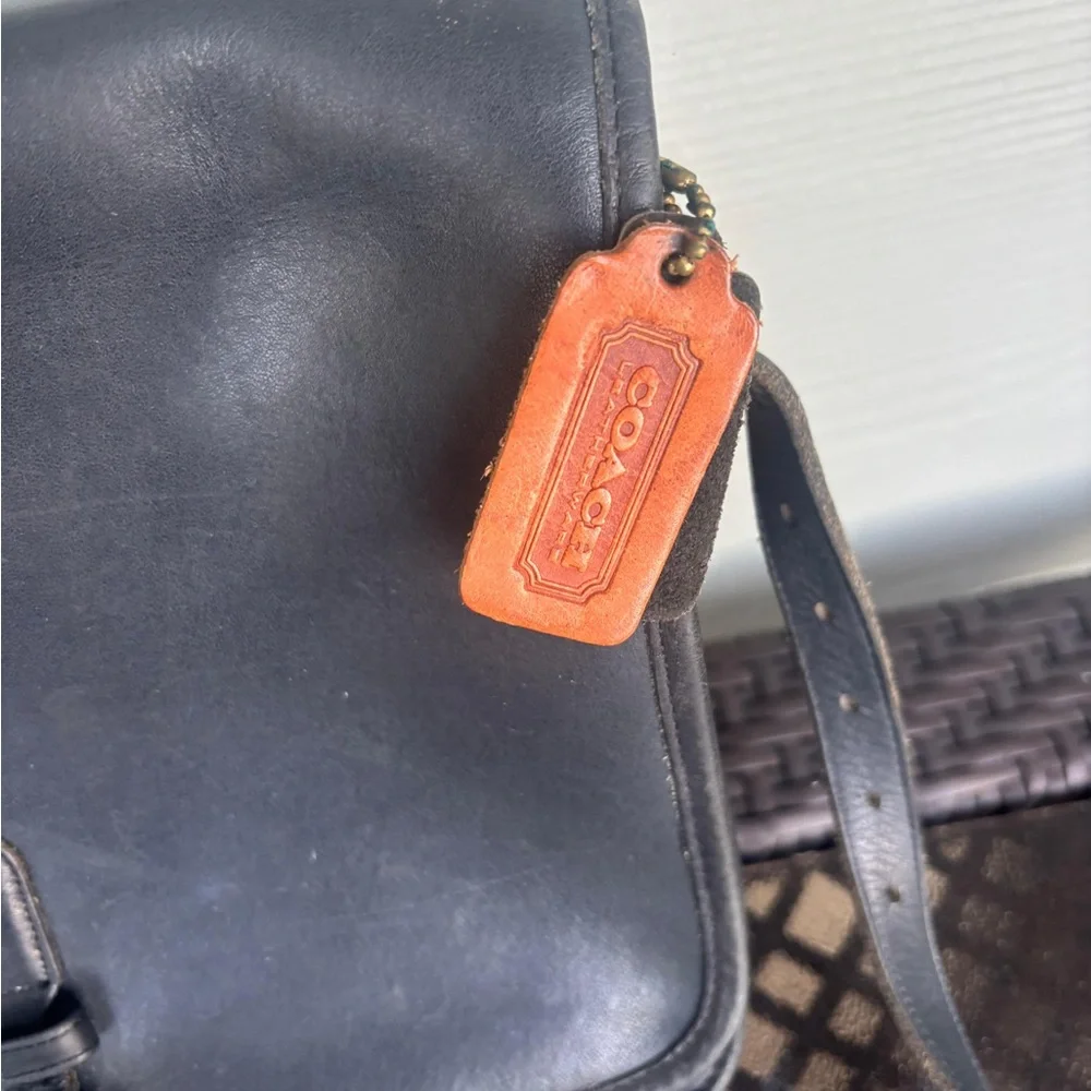 Coach Black Leather Men's Bag - Picture 3 of 6